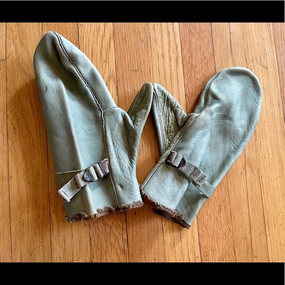 50s Vintage Korean War Green Leather Military Mit… - image 1