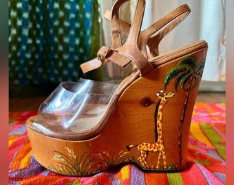 70s Vintage Wooden Wonder Wedge w Clear Vamp and Painted Details Sz 7