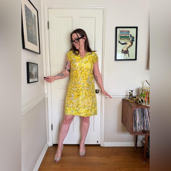 60s Vintage Yellow Silk Floral Shift Dress - Etsy Israel 60s Vintage Yellow Silk Floral Shift Dress - Etsy Israel