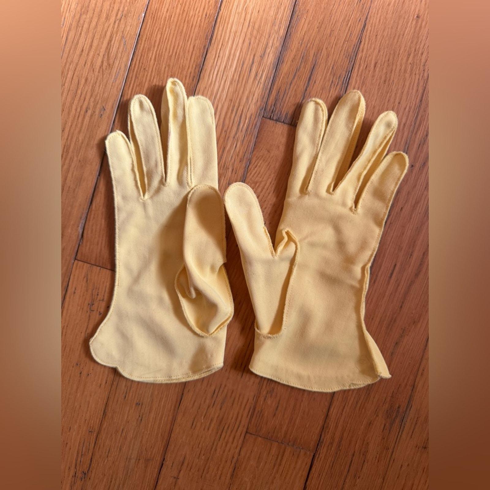 50s-60s Vintage Yellow Short Gloves - Etsy