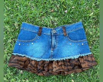 Y2K vintage low rise mini skirt w faux fur fuzzy tiger stripe flutter hem Sz SM