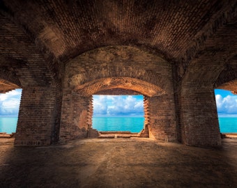 Dry Tortugas Window View Digital Download, Fort Jefferson, Décoration de plage, Monument historique, Décoration nautique, Art du parc national, Vue sur l’océan