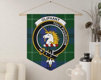 Banderín escocés con el escudo del clan Oliphant: herencia escocesa, orgullo familiar, decoración única.