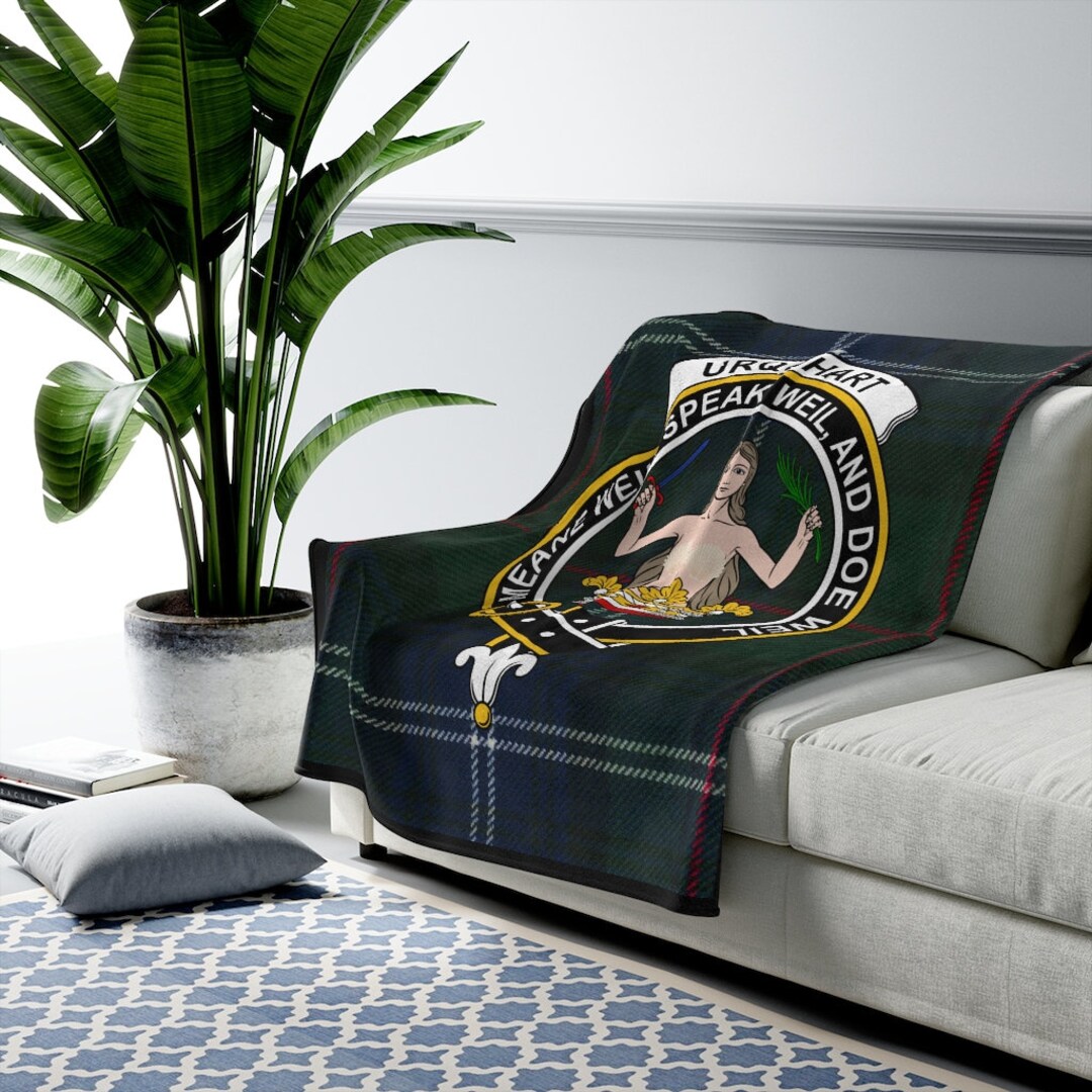 Urquhart Modern Tartan Crest Blanket Wave Style