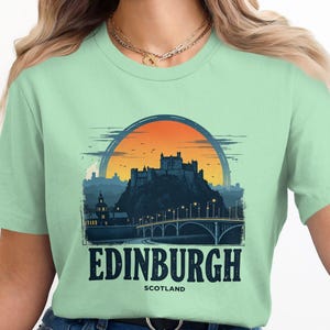 Edinburgh Scotland Castle Sunset T-Shirt, Vintage Travel Tee, Scottish Highlands Graphic Gift for Travelers & Adventurers