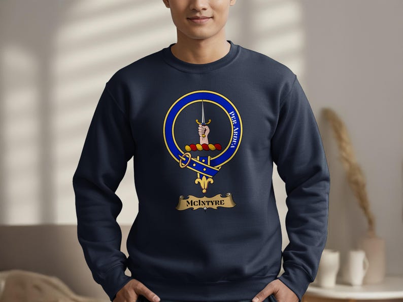Navy sweatshirt with McIntyre clan crest and motto "DER ARD".