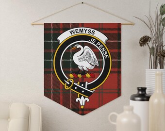 Proporzec herbowy klanu Wemyss: Tartan Szkocki, Heraldyczny łabędź, Dekoracja rodzinna