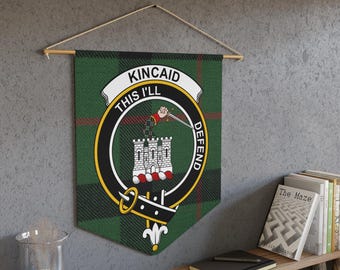 Banderín escocés con el escudo del clan Kincaid: herencia escocesa, orgullo familiar, decorativo.