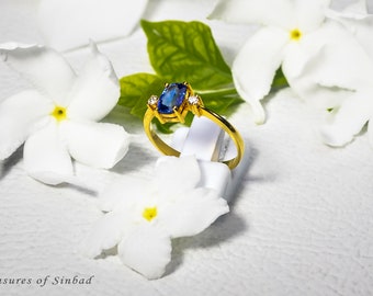 Blue Sapphire Engagement Ring in Gold. Natural Ceylon Sapphire & Diamonds