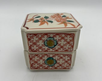 Porcelain Box with compartments, Chinese box