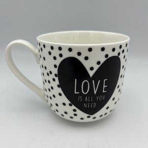 Leb’s Dine Love all you need is  dots black & white mug