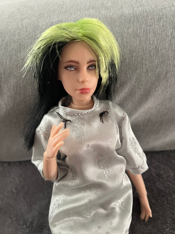 Mediator beundre udarbejde Billie Eilish Live Cupertino CA Fashion Doll White Outfit - Etsy