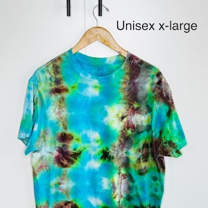 blue and green tie dyed unisex t-shirt x-large