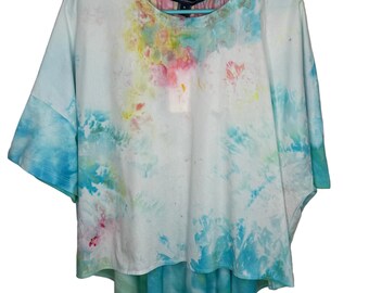 Top French Connection con stampa tie-dye pastello e schiena arricciata / Maglietta ampia e comoda / Camicetta morbida ed elasticizzata con scollo arricciato