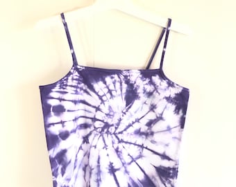 Canotta a spirale viola con effetto tie-dye
