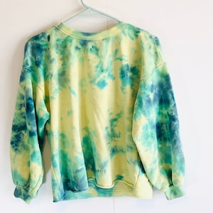 Yellow/blue tie dye sweatshirt