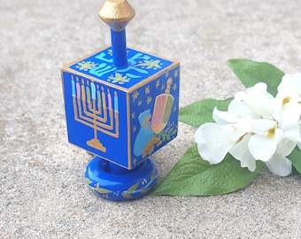 手描きのレインボー ドレイドル LGBTQ ユニークなユダヤ教の贈り物