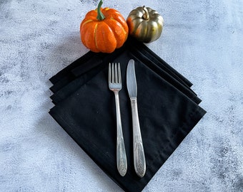 Halloween napkins/party napkins/dinner napkins/black kitchen decor