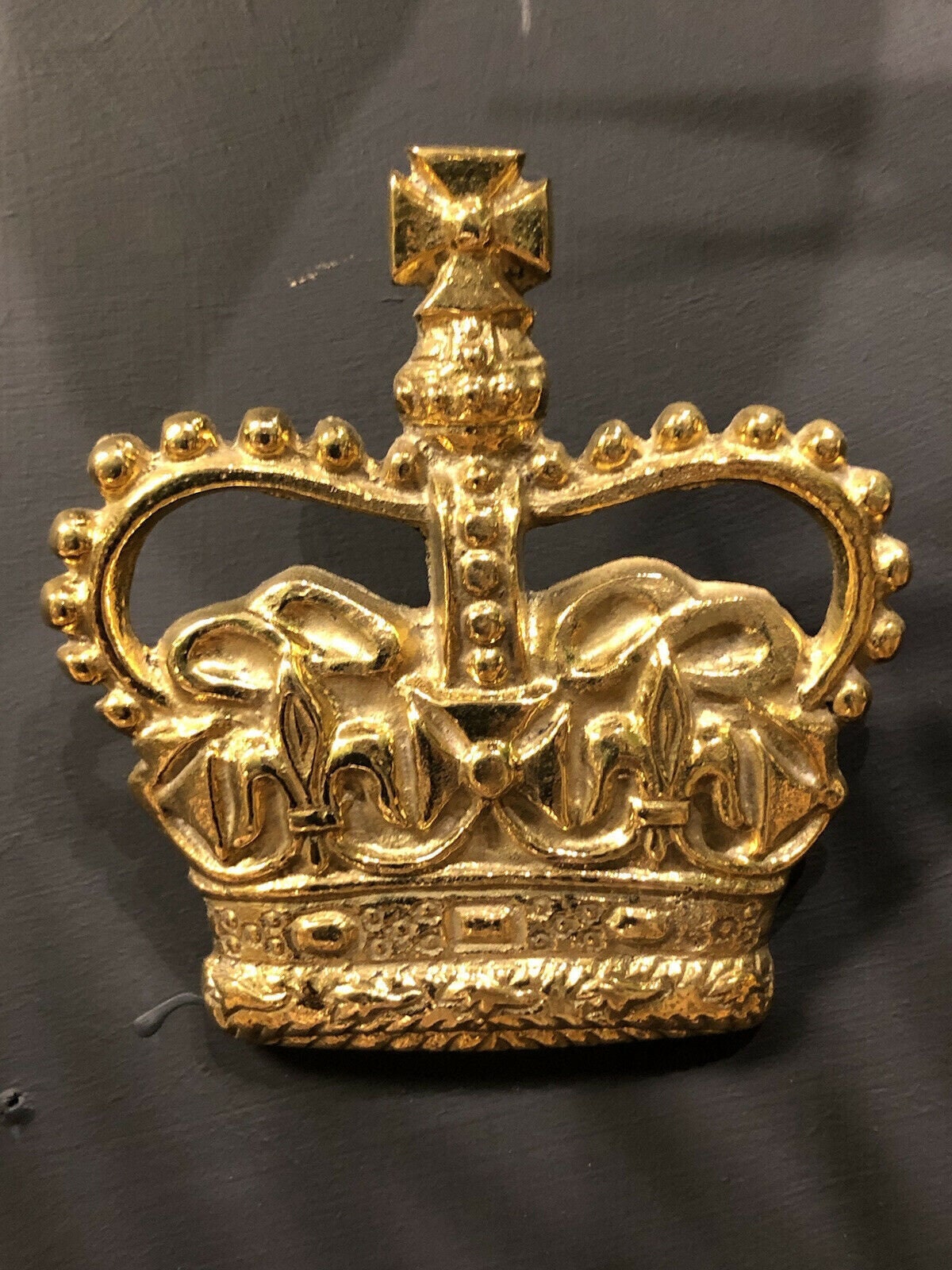 Queens Jubilee Brass Crown Gold Crown Sign Plaque Royal Crown Cast in Solid  Brass Paper Weight 