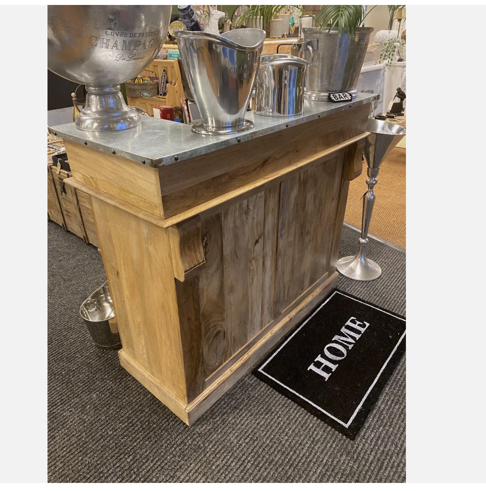 Rustic Bar Counter Metal Industrial Top Wine Storage Drinks Bar ...