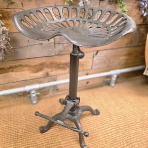 Cast Iron Tractor Stool Seat Vintage Style Seat Bar Rustic Industrial kitchen seating