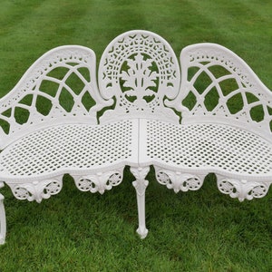 ホワイトアンティークスタイルのガーデンベンチメタルホワイト家具公園ノスタルジックガーデン