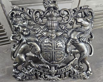 antiqueイギリス アンティーク 木製 紋章盾 オーク材 彫刻 壁飾り antiqueイギリス アンティーク 木製 紋章盾 オーク材 彫刻 壁飾り