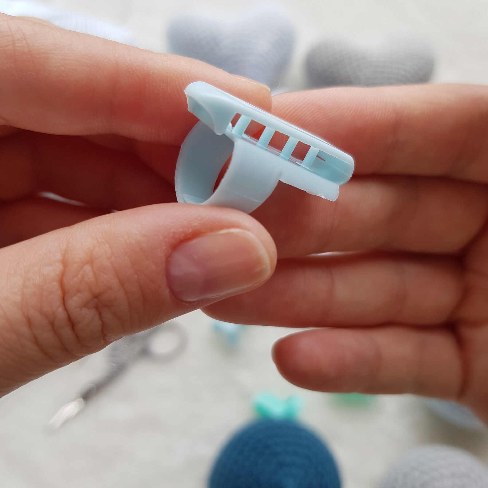 Yarn Guide Finger Holder Knitting Tool Crocheting Thimble Etsy