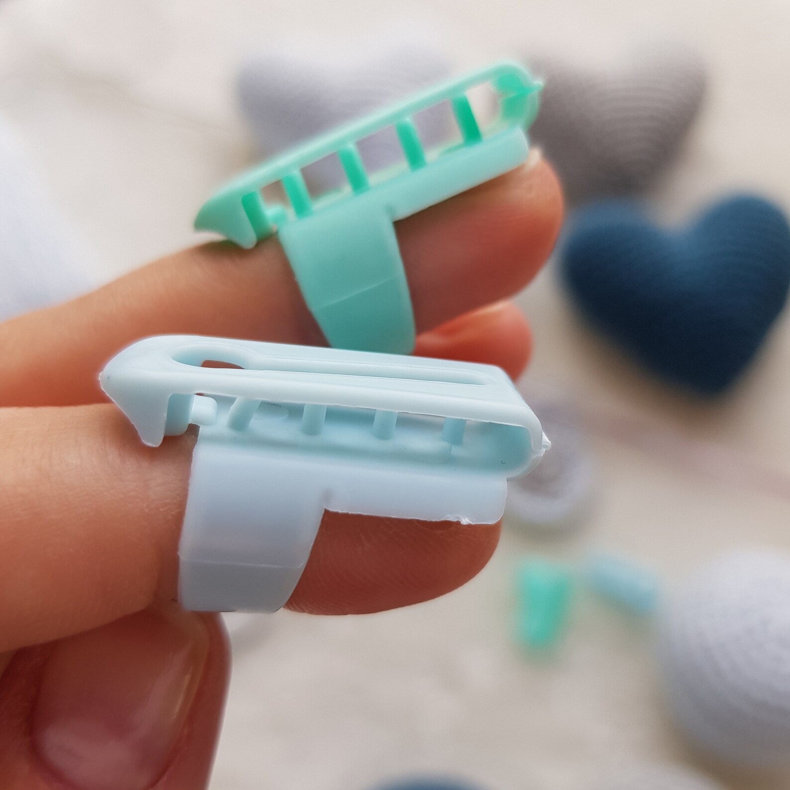 Yarn Guide Finger Holder Knitting Tool Crocheting Thimble Etsy