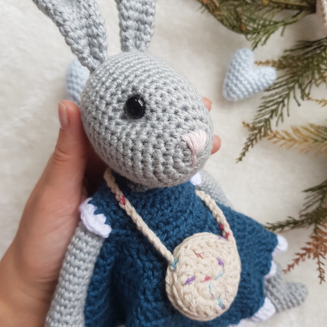 Toy Bunny / Conejito de ganchillo / Juguete hecho a mano / Etsy España