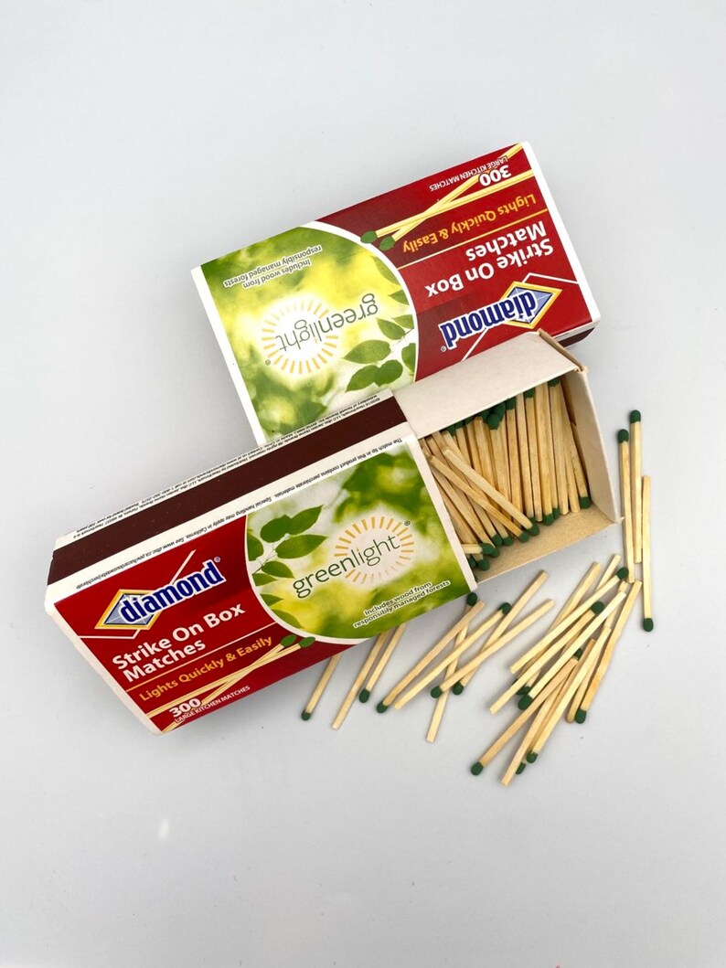 Diamond Strike on Box Matches Lilghts Quickly & Easily 300 Large