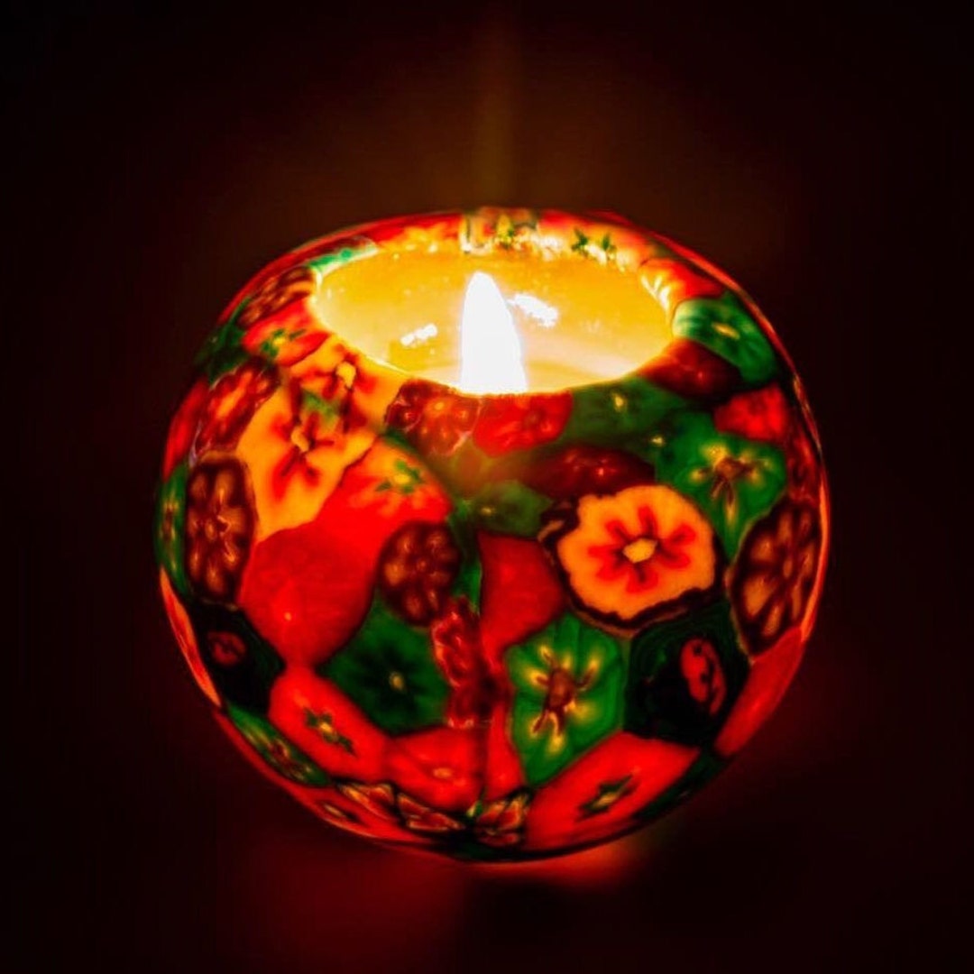 Candela paraffina foglie goffrate rossocm 7h15