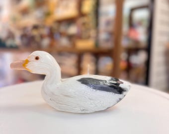 Handmade Seagull Candle: Whimsical Paraffin Wax Animal Figurine