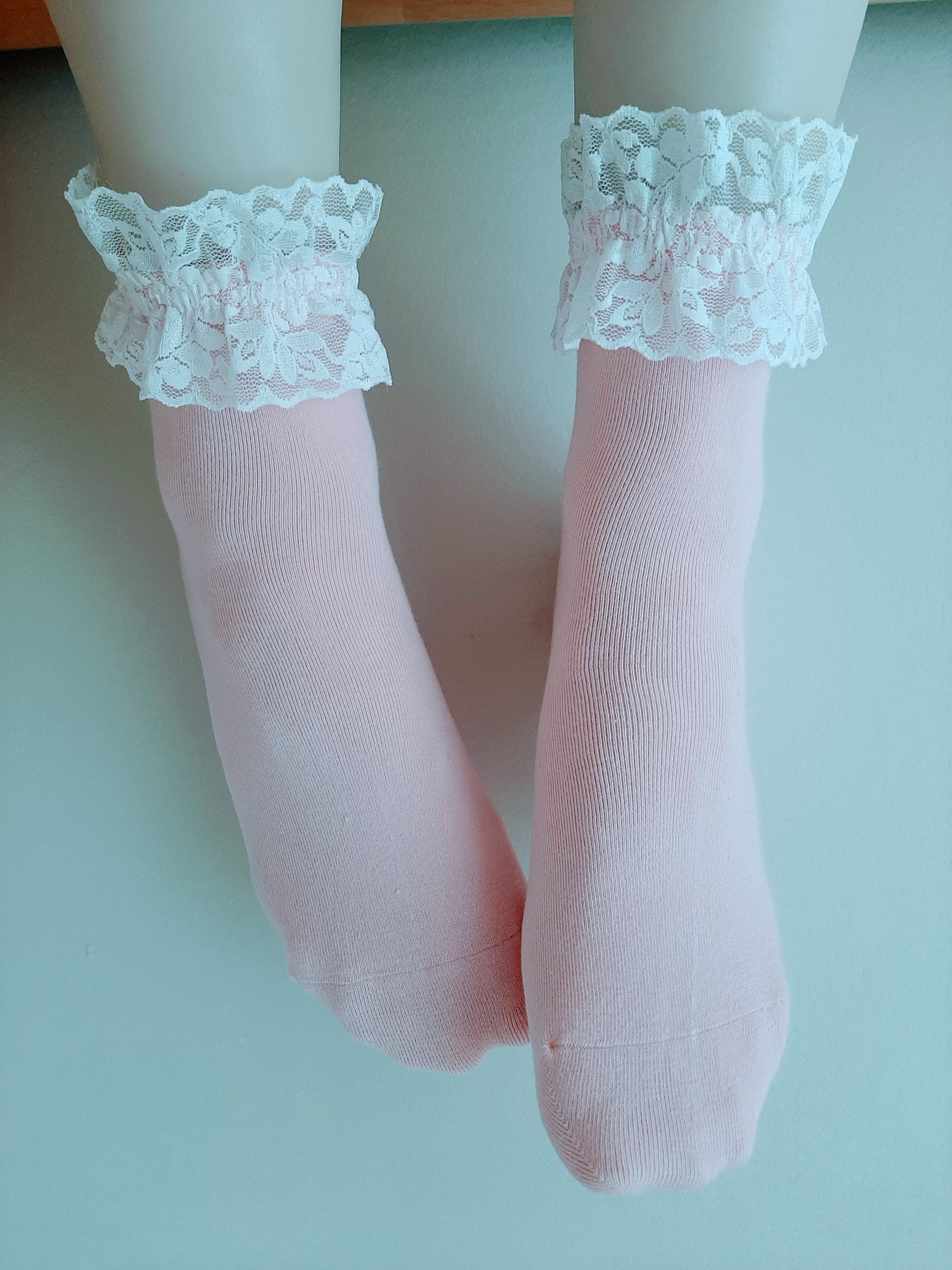 ankle socks with lace trim