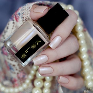 Nude shimmer vegan nail polish Moonlight by Kolonails.