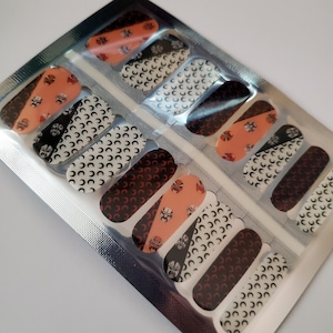 M0005 &quot;Night at the Opera&quot; Peking Opera Masks, half-moons, pearl finish white, black, red, copper - Nail Wraps 10-Free made with 100% polish
