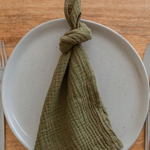 Forest Green Cotton Napkins, Dark Green Muslin Cheesecloth Napkins, Cloth Napkins, Waffle Textured Table Napkins