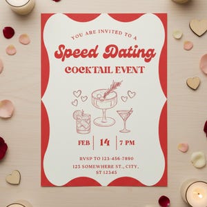 Puede incluir: Una invitación roja y blanca para un evento de cócteles de citas rápidas. La invitación incluye el texto "You are invited to a Speed Dating Cocktail Event" y la fecha del 14 de febrero a las 19:00. Decorada con ilustraciones de cócteles, corazones, velas y pétalos de rosa.
