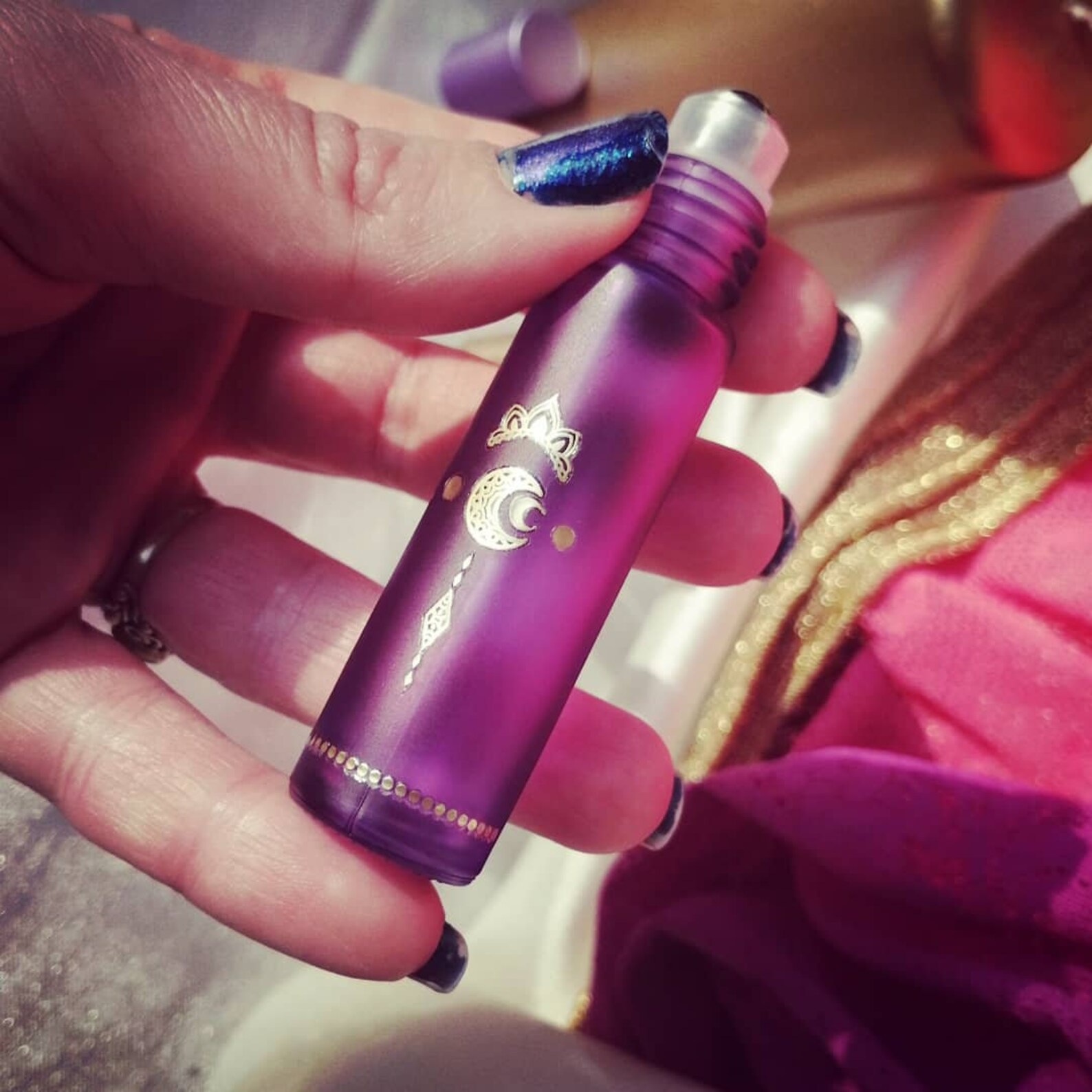 Juno Oil For Social Success Magickal Annointing Oil Etsy