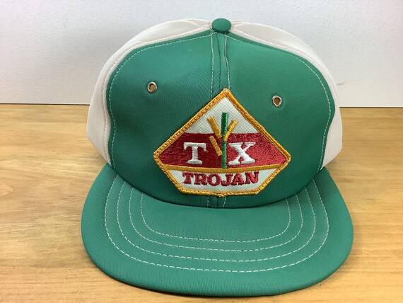 Vintage farmer trucker style SnapBack hat.