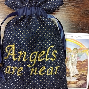 Deluxe Tarot Karten Beutel Tasche, gefütterter Beutel, handgefertigt -Stickerei- REVERSIBLE-Engel sind Beinahe-Engelflügel-Tibetanische Silberperlen-Neues Design