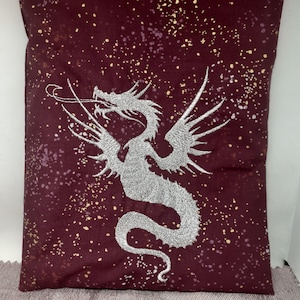 Deluxe Tarot Pouch: Extra Large Dragon Embroidery Bag