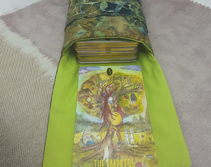 Deluxe Pocket Style Tarot Cards cards pouch Bag, lined pouch, handmade- New Design