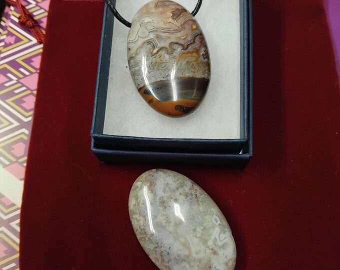 Lace Agate-Tumbled-Pendant- Black Cord - Gift-Yourself- Friends-Family-Loved One-Gift Box
