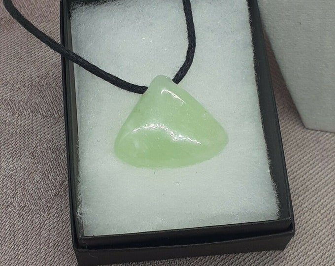 New Jade-Art Deco- Pendant - 30 mm x 25 mm Pendant- Black Cord - Gift-Yourself- Friends-Family-Loved One-Gift Box