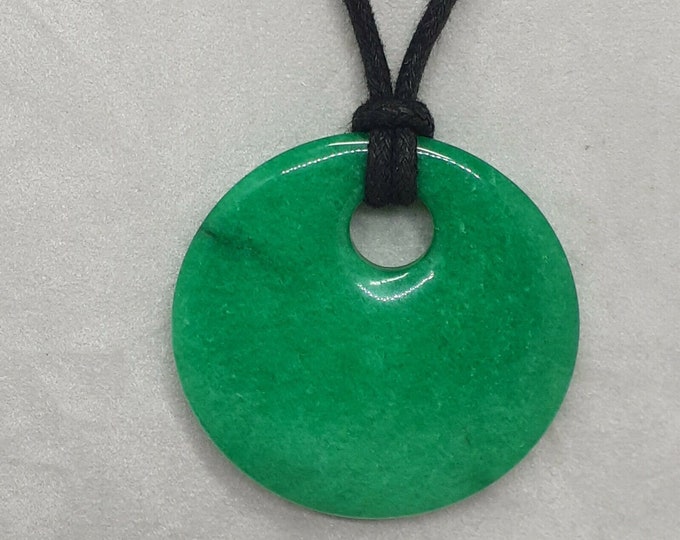 Gemstone Feature  - 50 mm Round -Gift-Yourself- Friends-Family-Loved One- Gift Box