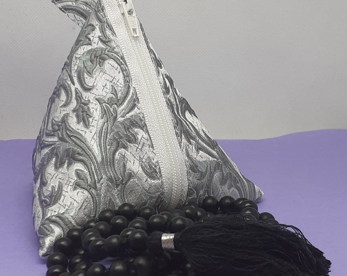 Mala- Prayer Beads pouch Bag, lined pouch- handmade- New Design
