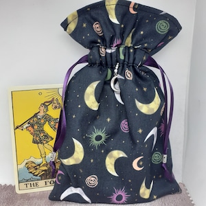 Deluxe Tarot Karten Tasche, gefütterte Tasche, handgefertigt -Mond Charm-tibetische Silberperlen- Neues Design