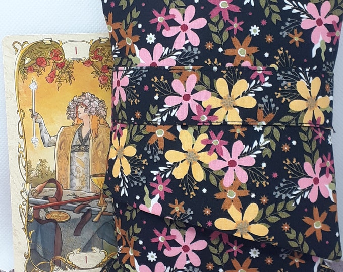 Deluxe Pocket Style Tarot Cards cards pouch Bag, lined pouch, handmade- New Design