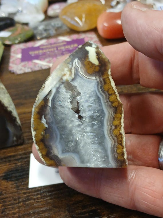 アゲートジオードドゥルージー：スピリチュアルヒーリングクリスタル